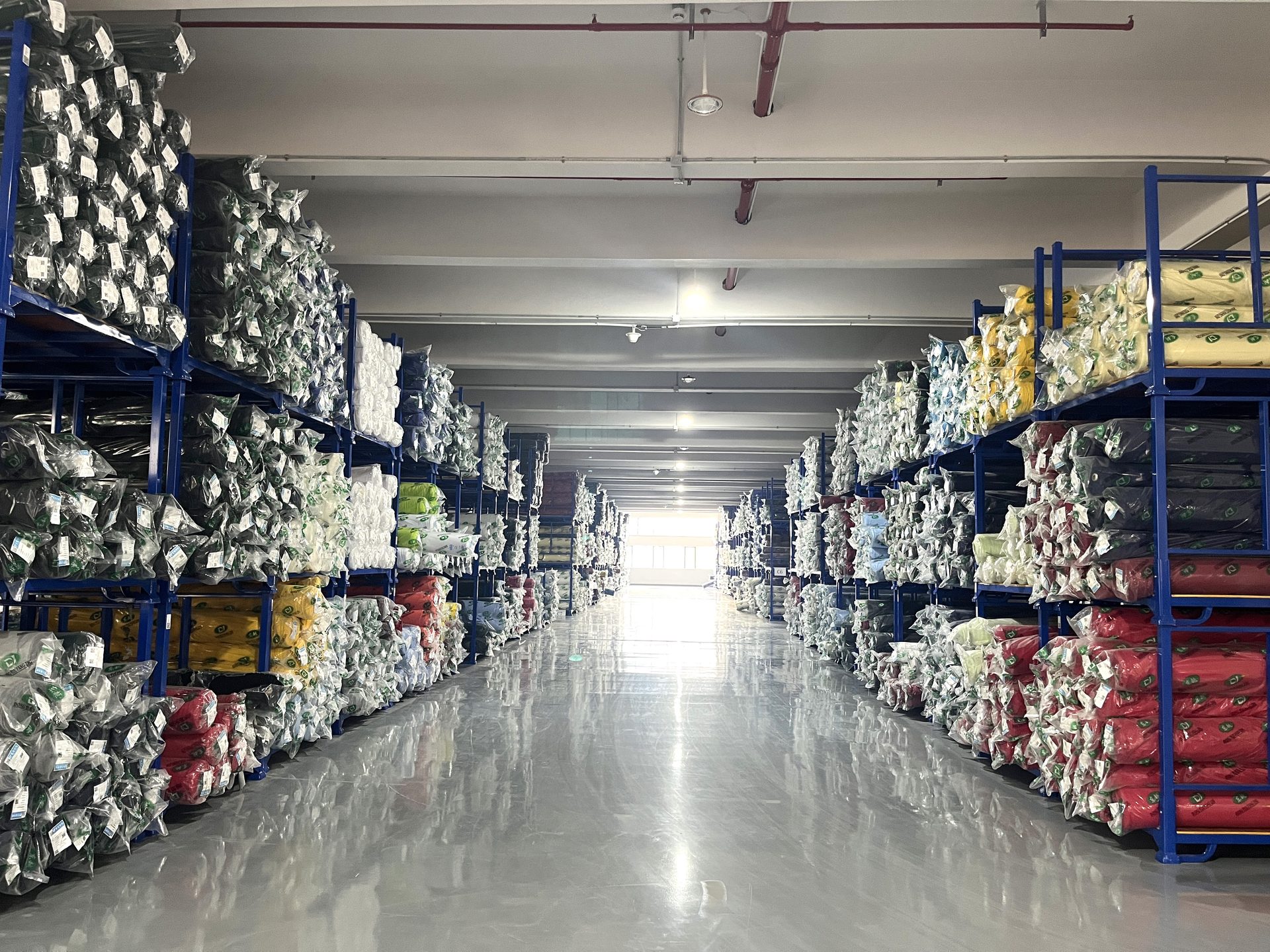 knit fabric manufacturer